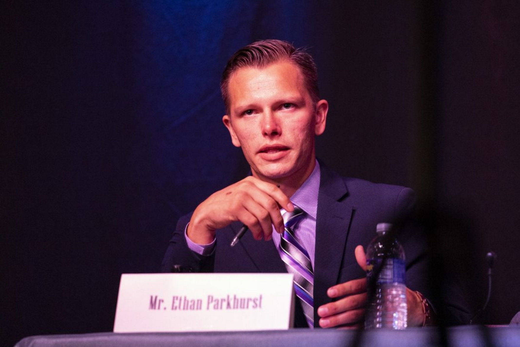 Fulton mayoral candidates give views on varying subjects